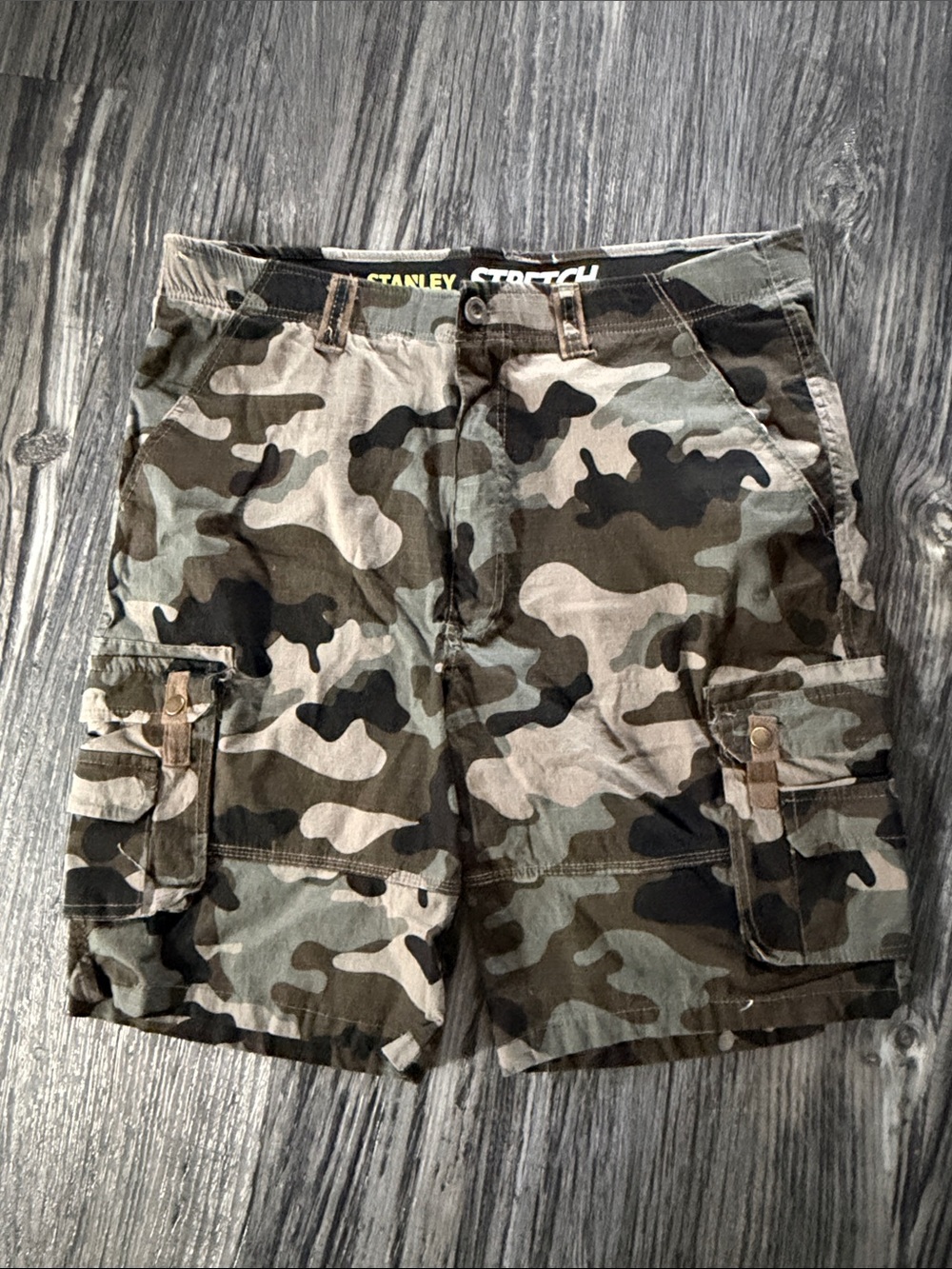 Stanley Stretch Men's Camouflage Cargo Shorts - Green/Brown